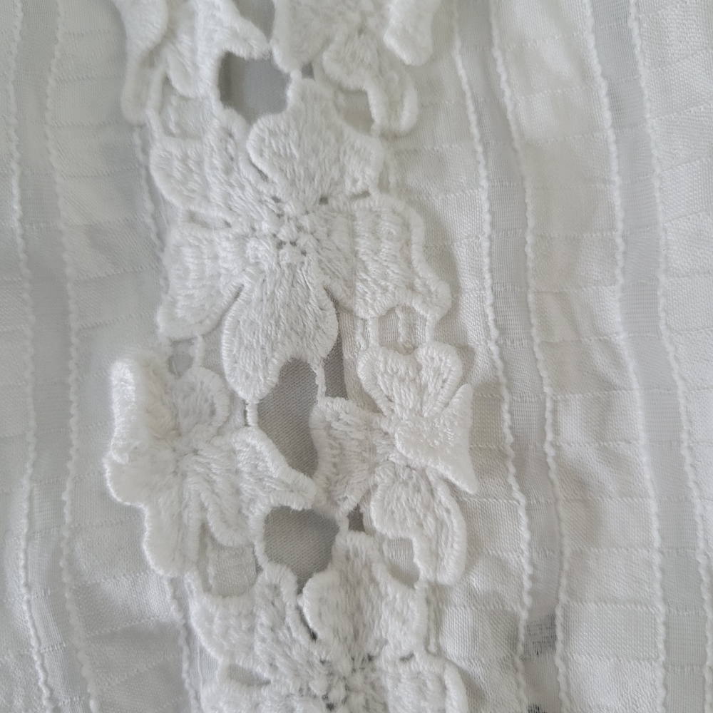 2 for $20 embroidered lace and ruffle sleeves - Picture 3 of 7